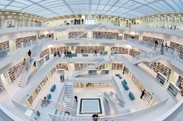 Biblioteca_de_Stuttgart.jpg