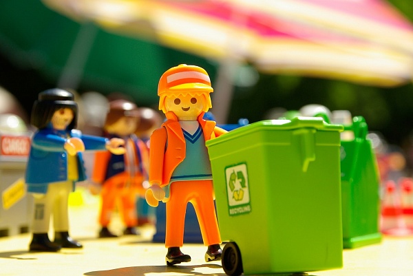 Лего мусорщик